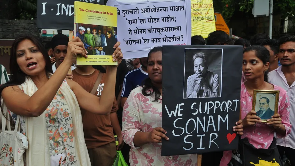 Women's political participation and the language of dissent